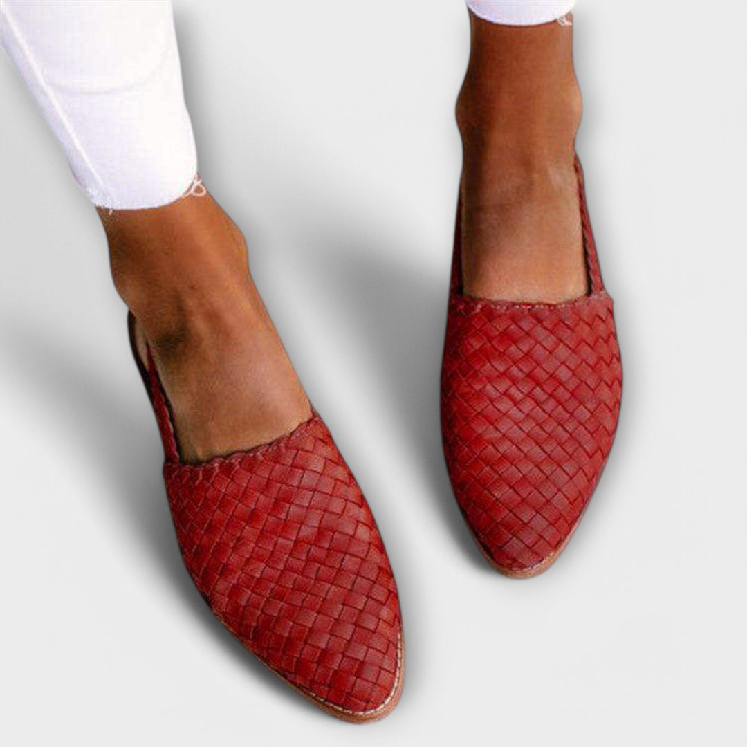 Luisa – Moccasins