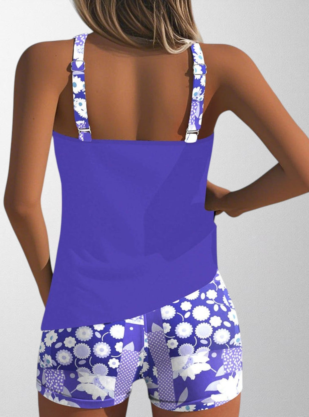 Olivia - Fashionable Swimsuit Set