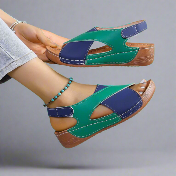 Solveig | Ultra-flat, Comfortable Orthopaedic Sandals