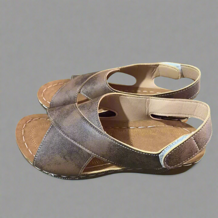 Solveig | Ultra-flat, Comfortable Orthopaedic Sandals