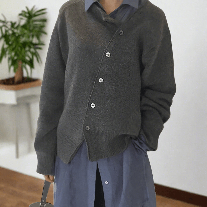 Caterina | Buttoned Cardigan