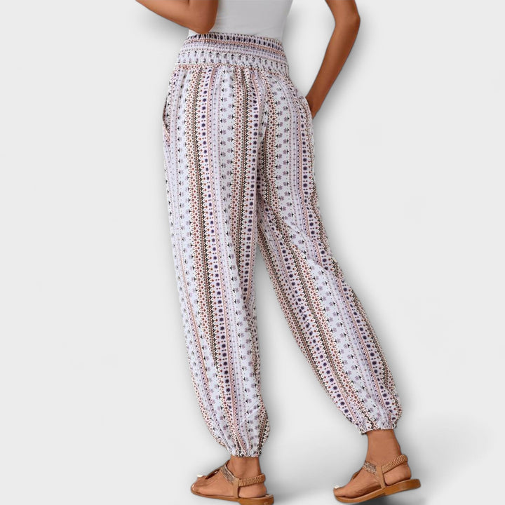Scarlett - Pants with Ethnic Graphic Print