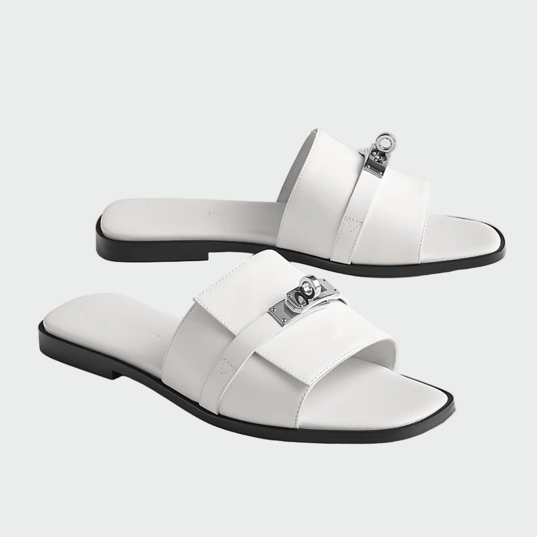 Zyli | Sandals with Buckle