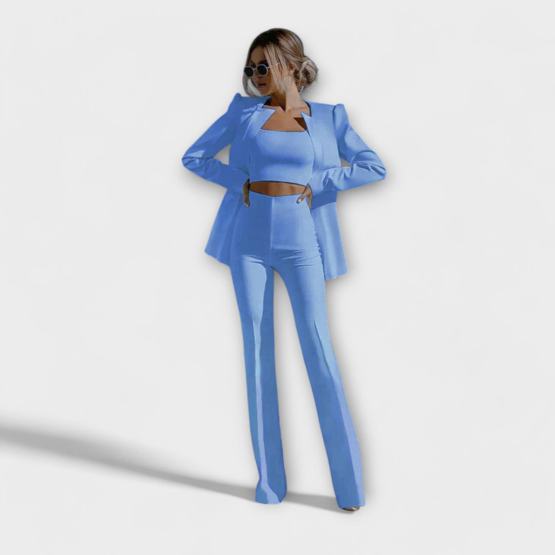 Selina – Stylish Three-Piece Set (Blazer, Top, Trousers)