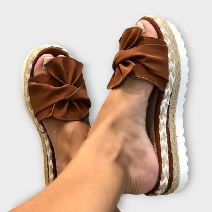 Solegenius – Orthopedic Sandals with Bow Detail