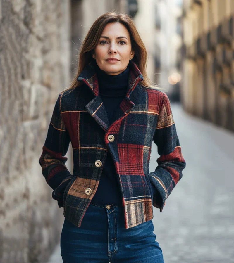 Alice - Warm vintage checked jacket with a timeless style