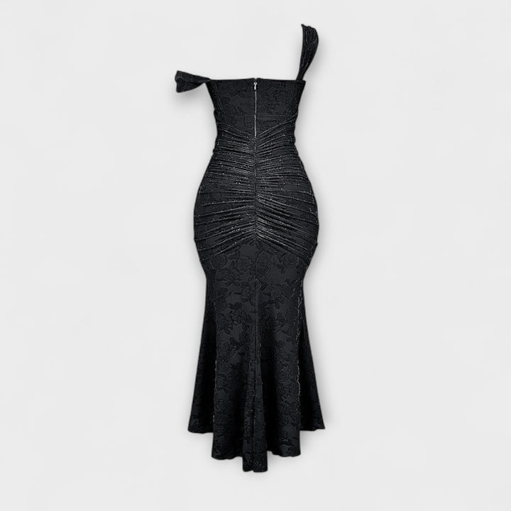 Renske – Long Dress with Elegant and Refined Corset